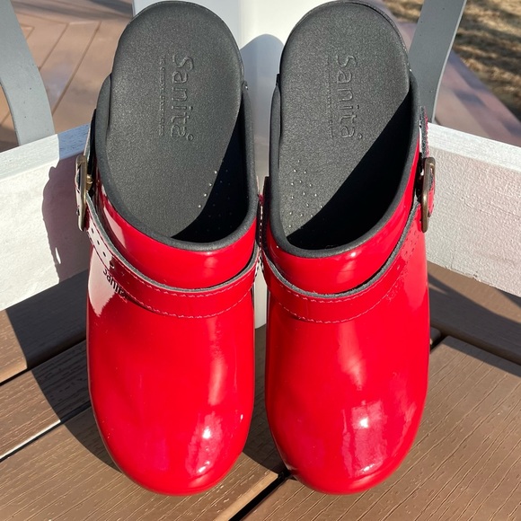 Sanita Estelle Open Clogs Red Patent Leather New In Box Size 39 - Picture 3 of 10